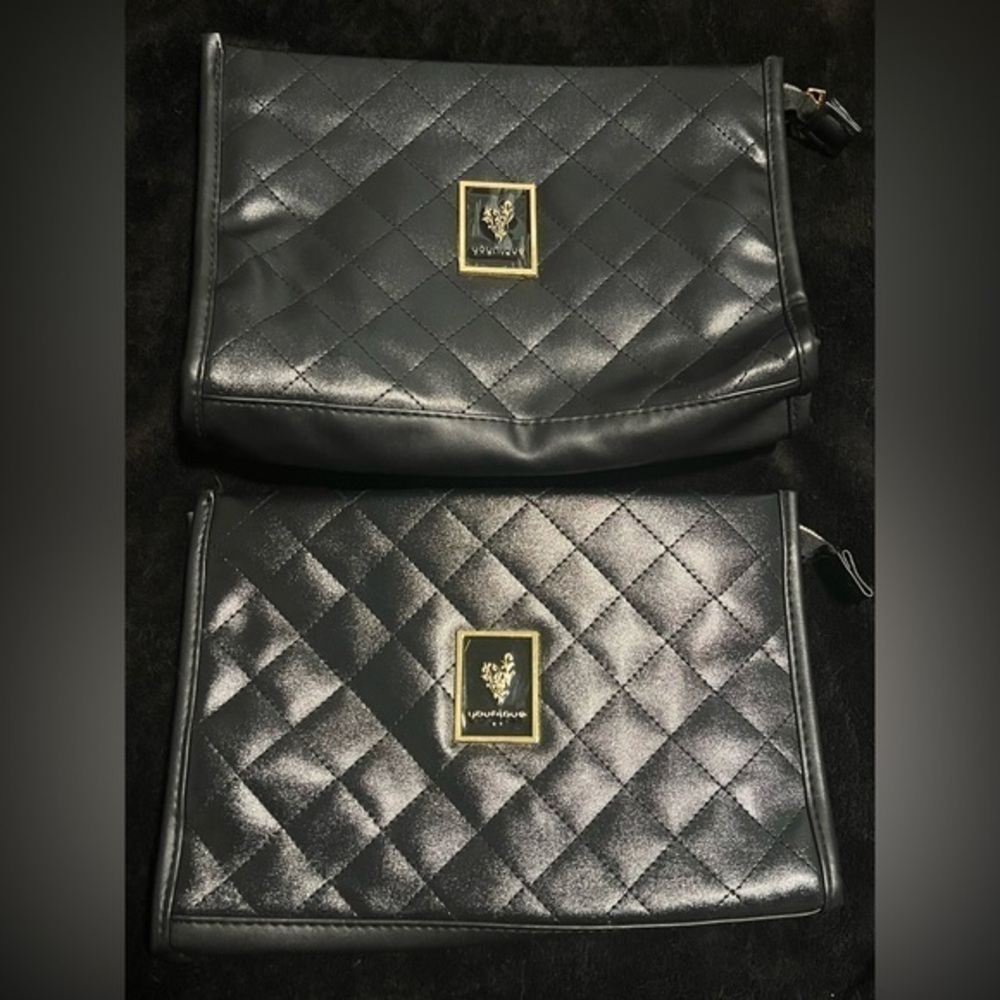 Younique set of 2 makeup bags NEW